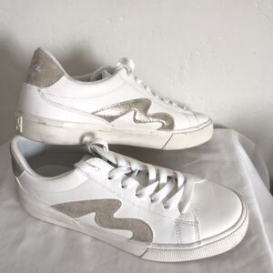 Blowfish Malibu Vice Sneakers Low Top Womens US 9 / 9.5 White Gold Shoes Vegan